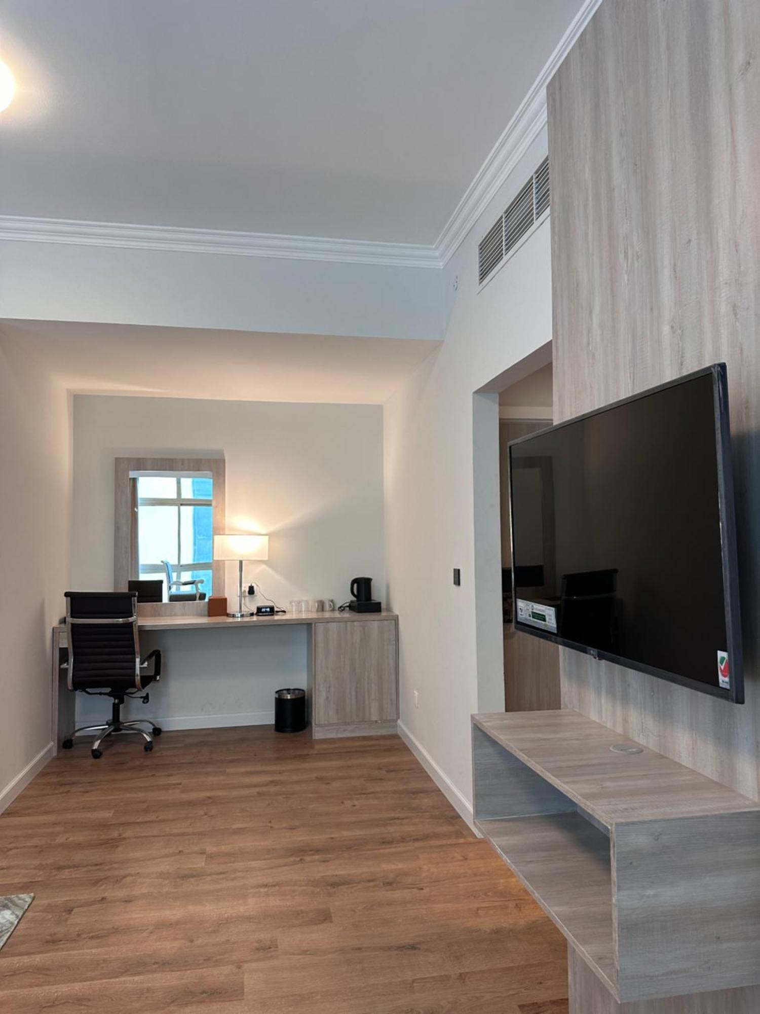 Mirador Hotel Manama Ngoại thất bức ảnh