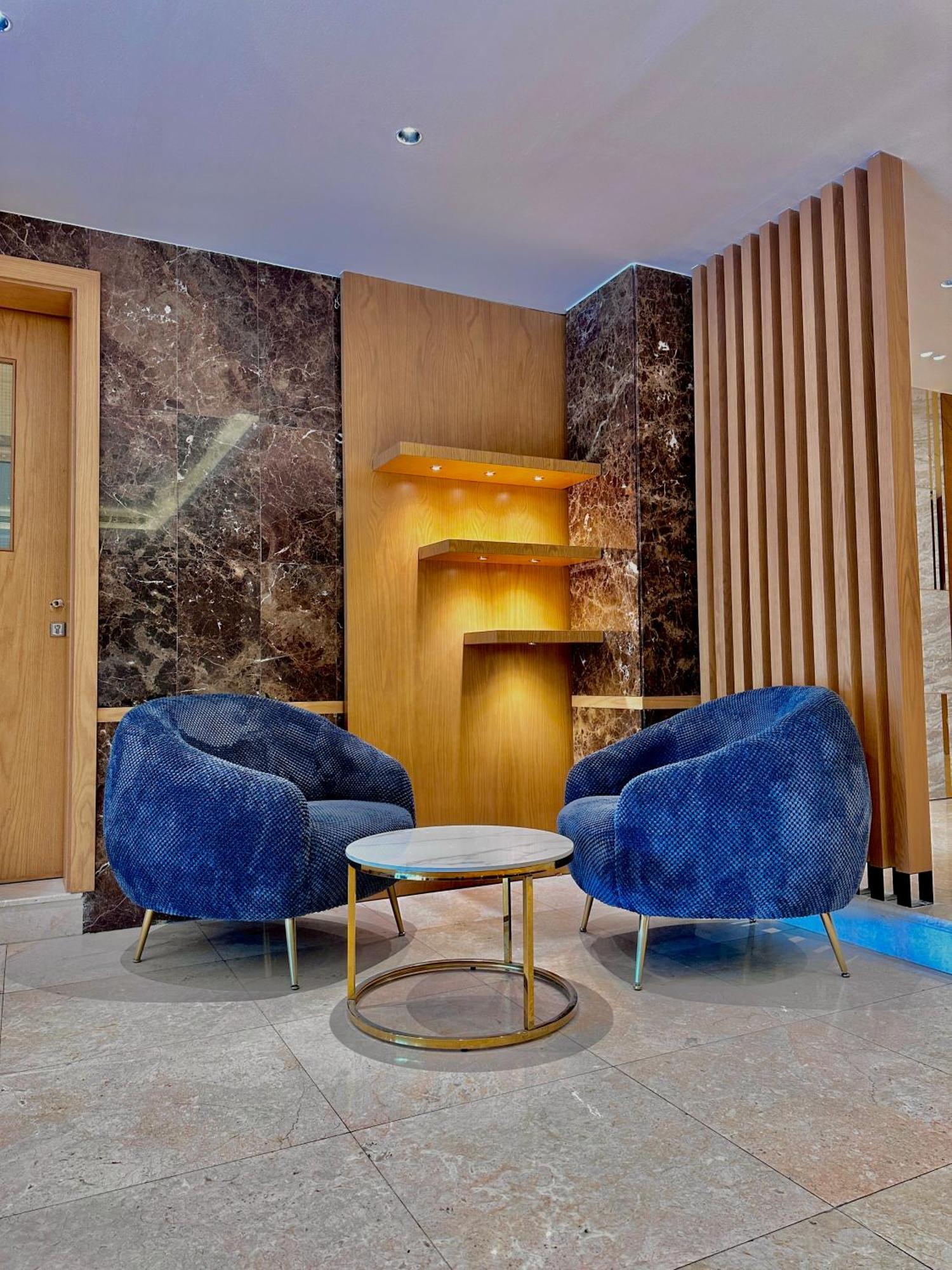 Mirador Hotel Manama Ngoại thất bức ảnh